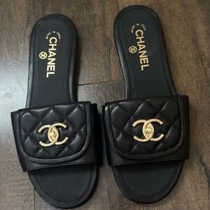 Chanel slides